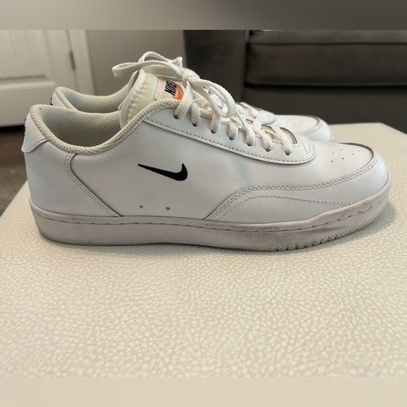 White Nikes - Picture 3 of 3